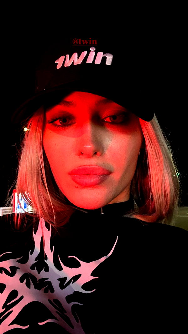 alexandramarianna instagram image archive image