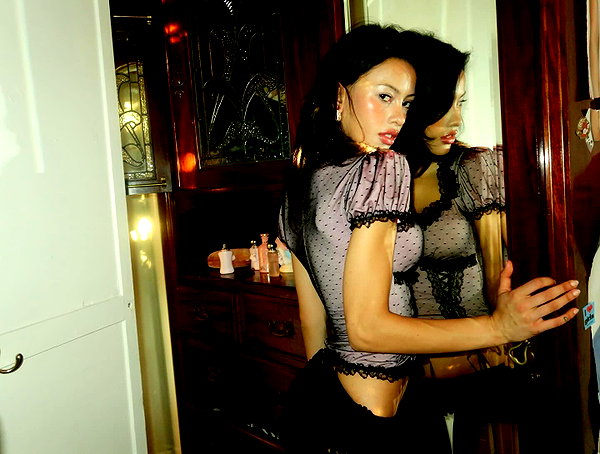 leonanaomii instagram image archive image