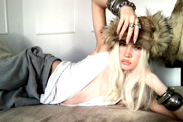 girlcalledluca instagram image archive image