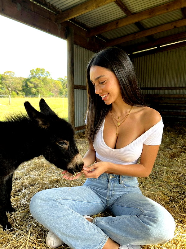 nadiabennt instagram image archive image