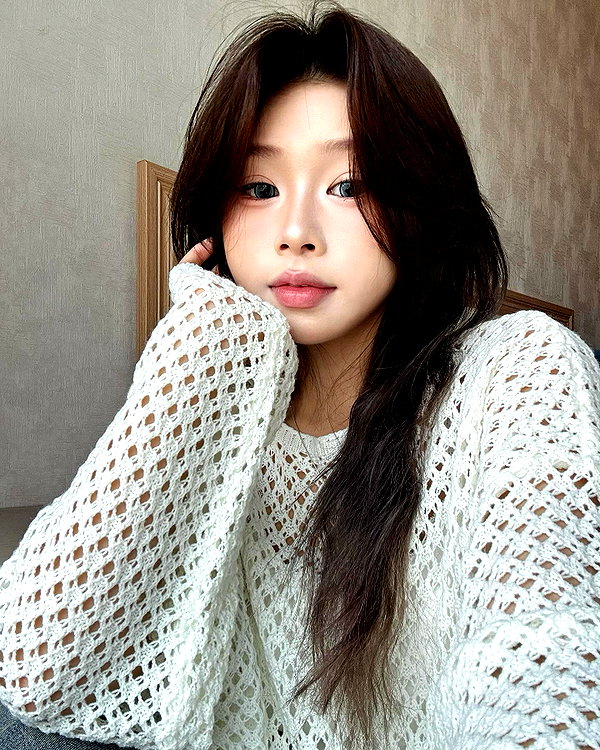e.shao_417 instagram image archive image