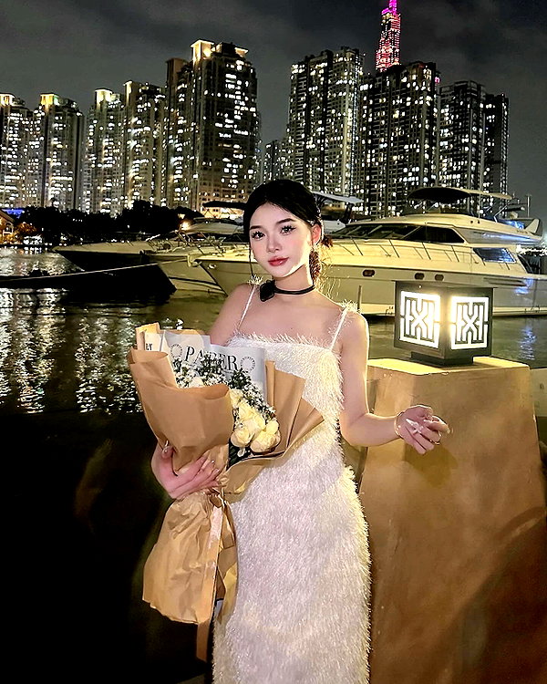 lyhythuedoxinh instagram image archive image