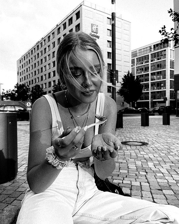 lilih instagram image archive image