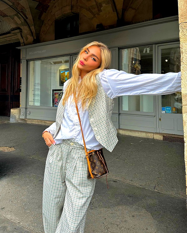 maya.keyy instagram image archive image