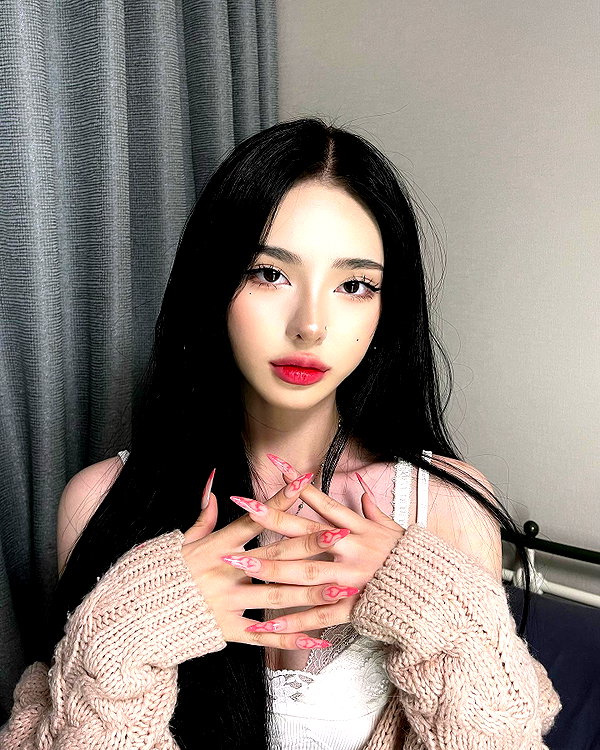 yuna_1_27 instagram image archive image