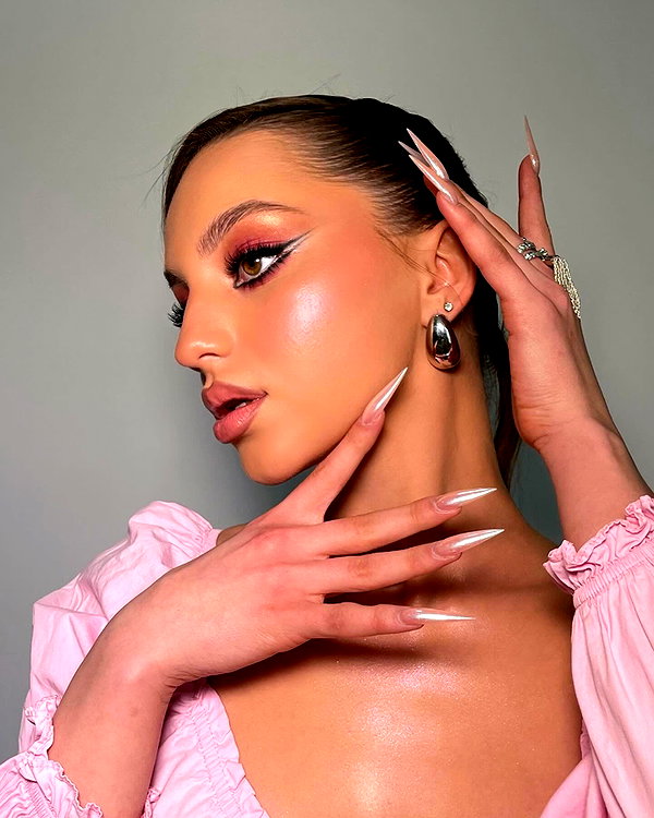 ariana_vomi instagram image archive image