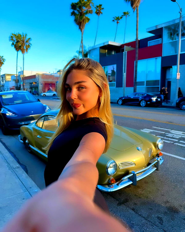 maya.keyy instagram image archive image