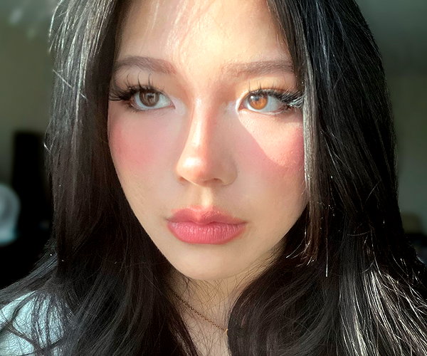 baddiesessence instagram image archive image
