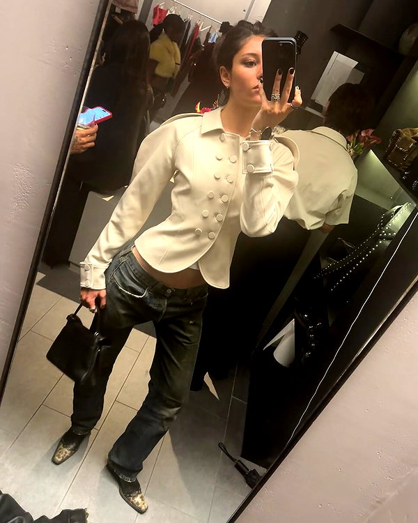 reneeebeller instagram image archive image