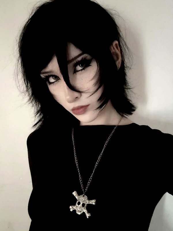 Archived image from @kk3tr1n4 on Instagram