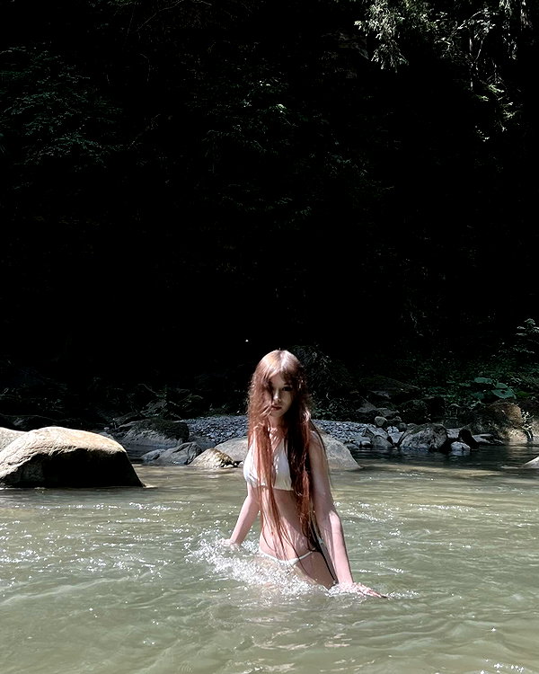 hhyuuko instagram image archive image