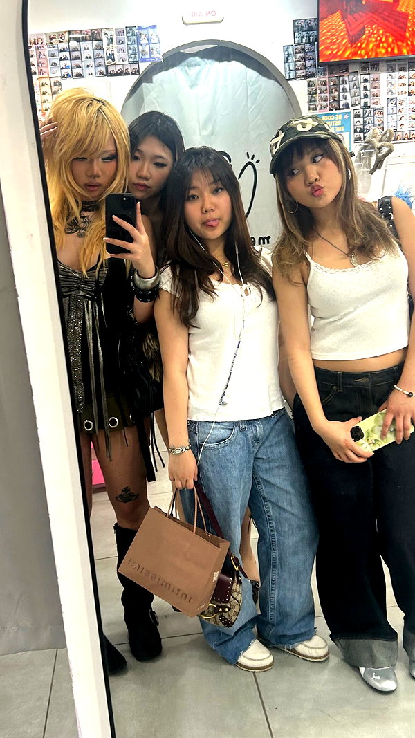 lovemeize instagram image archive image