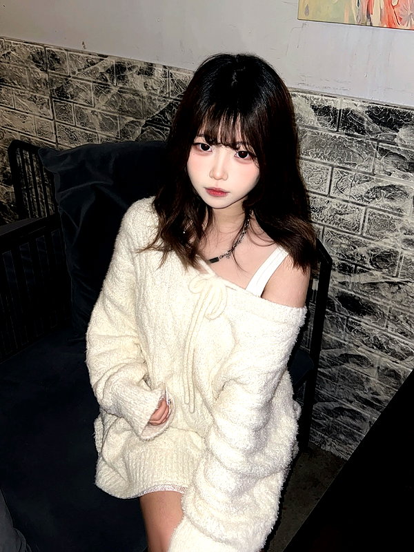 1zxhy__ instagram image archive image