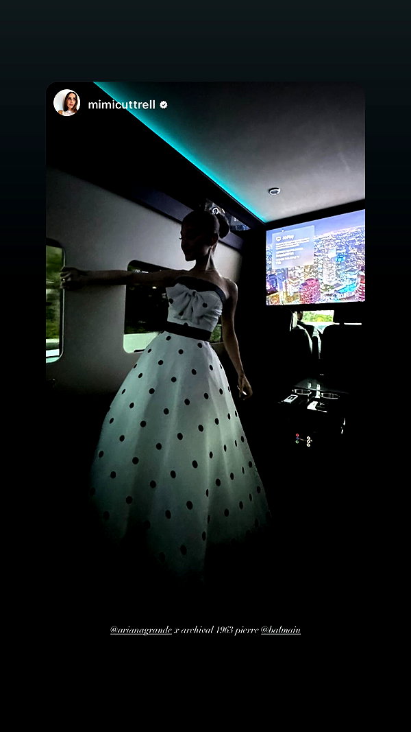 arianagrande instagram image archive image