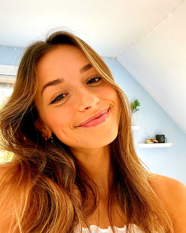 sadieemckennaa instagram image archive image