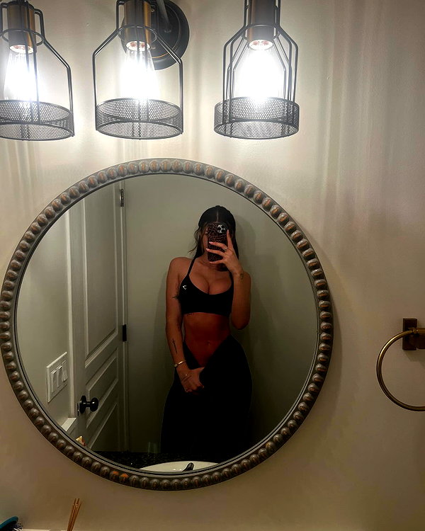 urfavbellaspam instagram image archive image