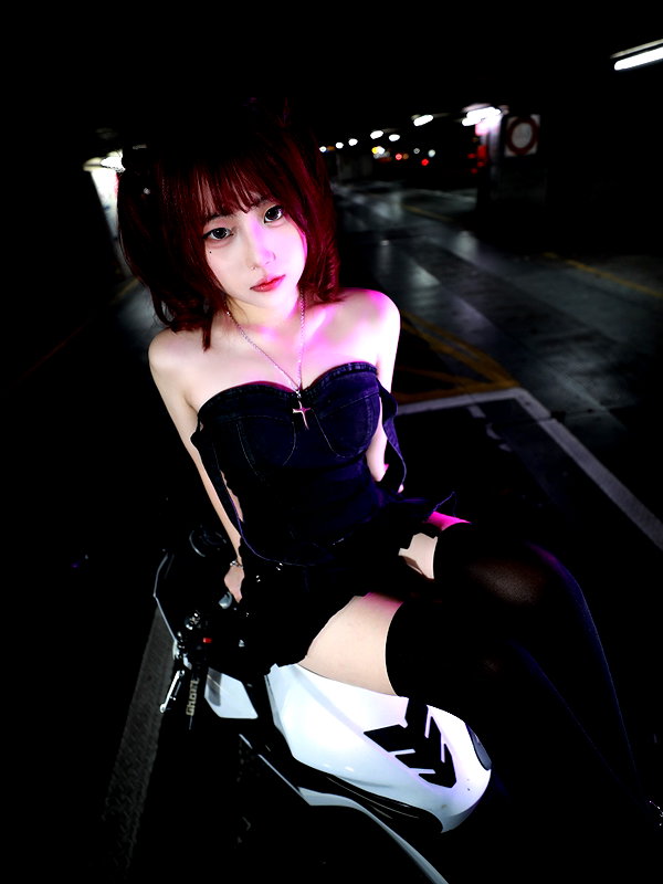 1zxhy__ instagram image archive image