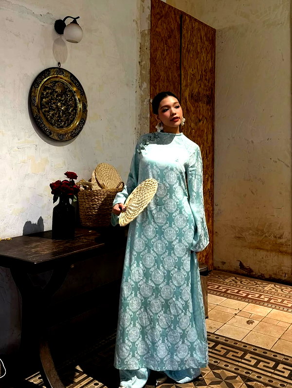 lyhythuedoxinh instagram image archive image
