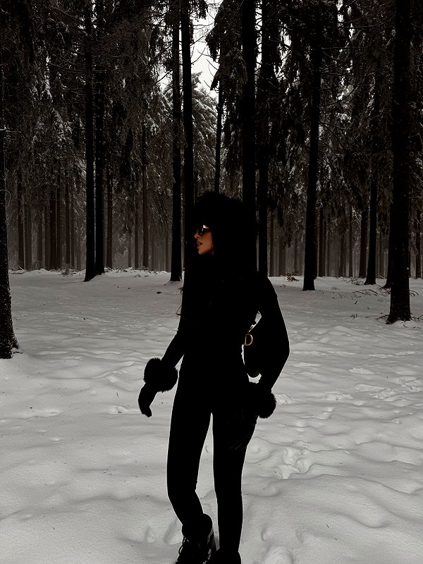 zoeliss instagram image archive image