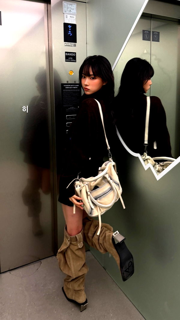 Archived image from @_zhi_ru on Instagram