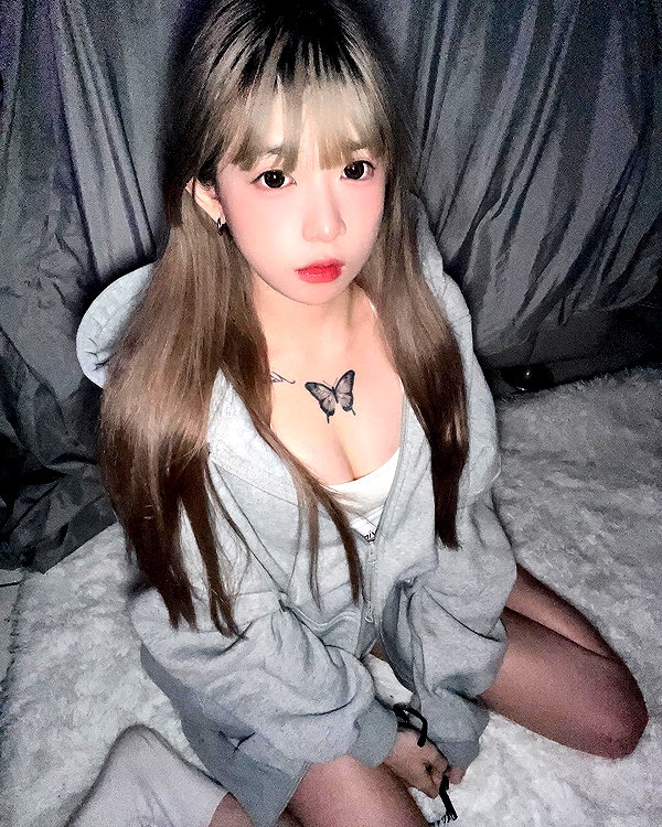 nixqq.425_ instagram image archive image