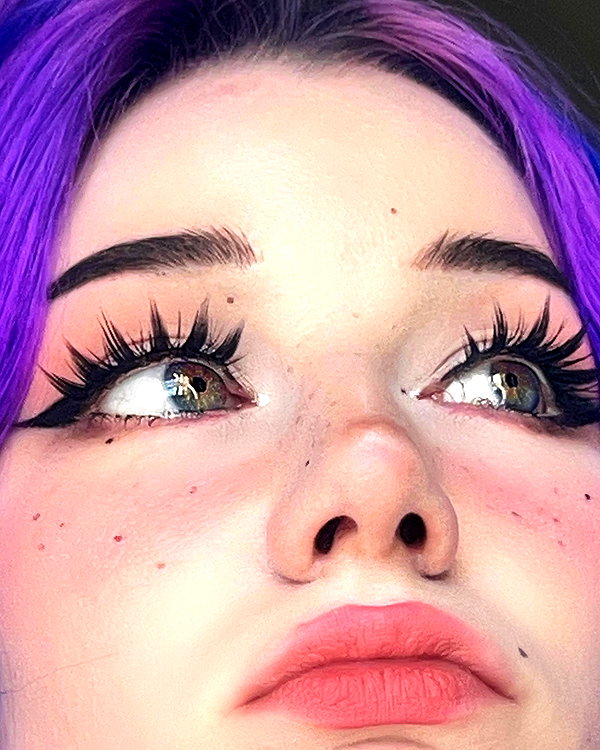 danielle.mercedie instagram image archive image