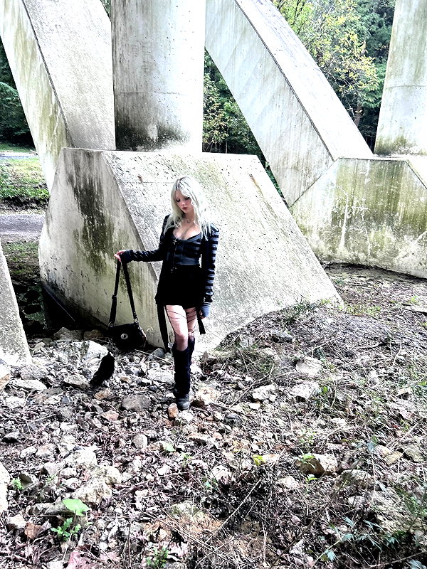 ash.onme instagram image archive image