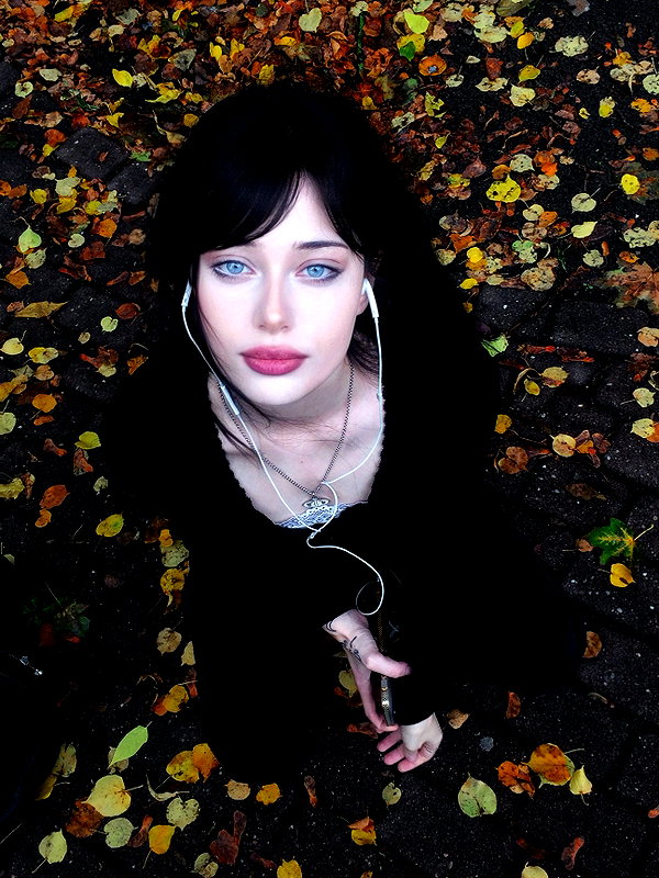 liashaked instagram image archive image