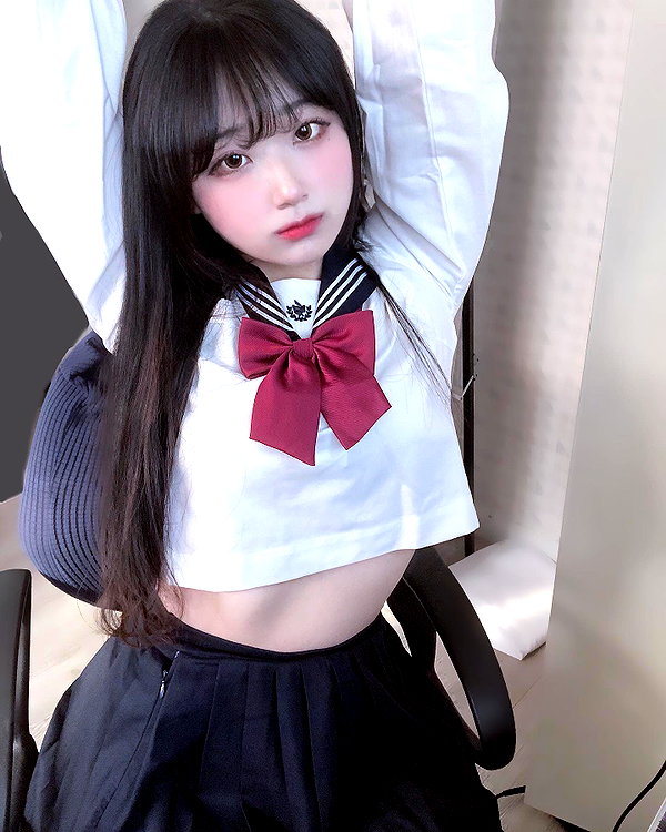 purinn_cos instagram image archive image