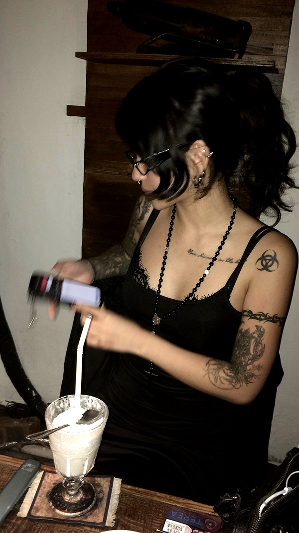 Archived image from @biohazard.g1rl on Instagram