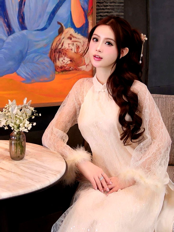 lyhythuedoxinh instagram image archive image