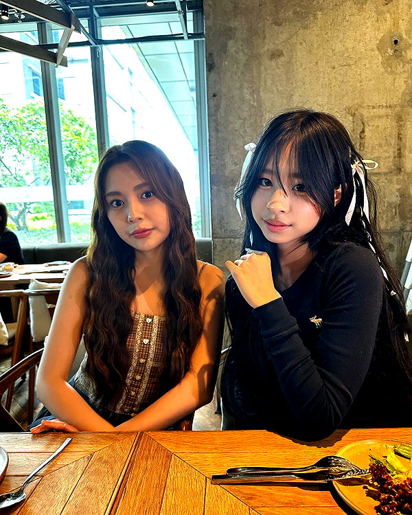 princessamelia_official instagram image archive image
