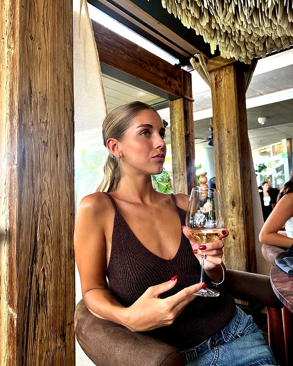 nicolegoldfind instagram image archive image