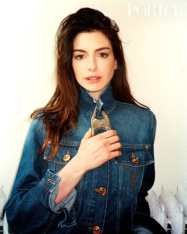 annehathaway instagram image archive image