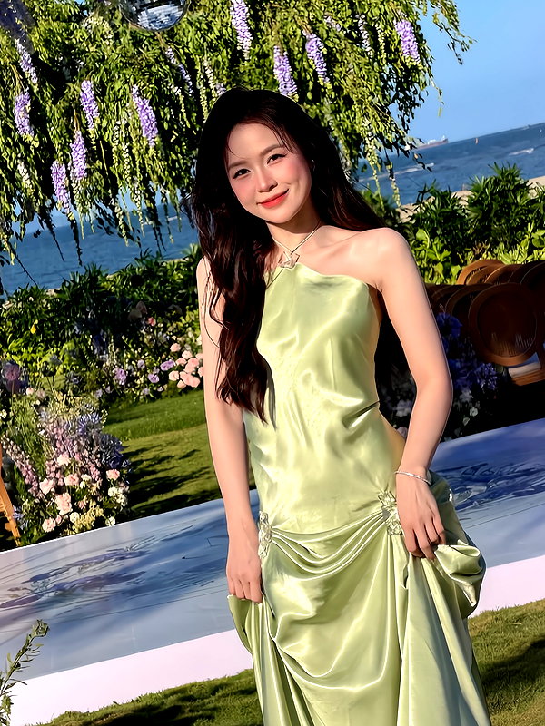 lyhythuedoxinh instagram image archive image