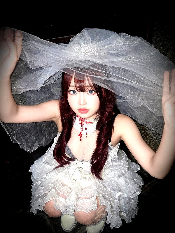 150_aiko instagram image archive image
