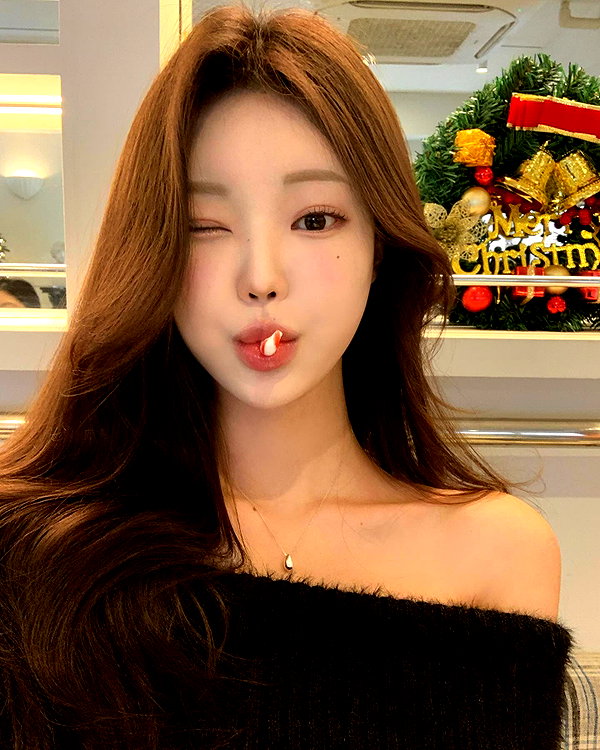 daxbin instagram image archive image