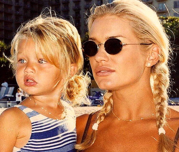 gigihadid instagram image archive image