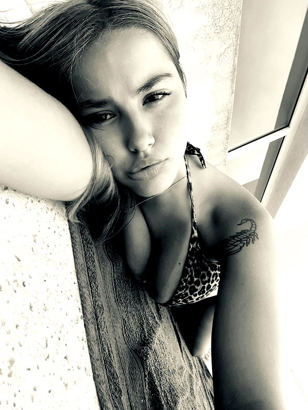 maii.ferreiraa instagram image archive image
