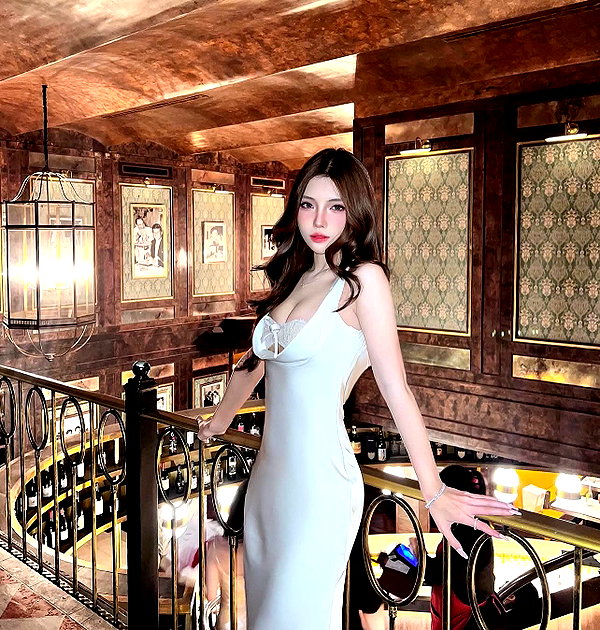 lyhythuedoxinh instagram image archive image