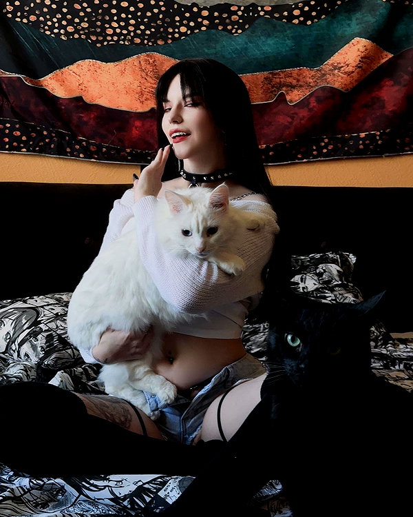 bakabakafuwa instagram image archive image