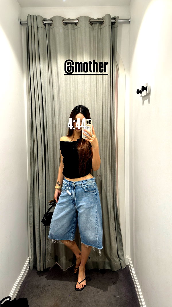 Archived image from @heroineseen on Instagram