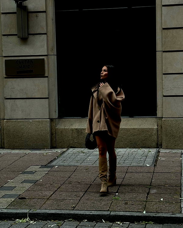 zoeliss instagram image archive image