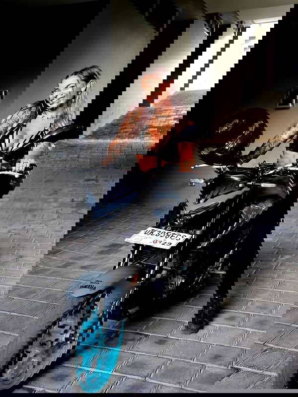 itshayleydavies itshayleydavies archive image