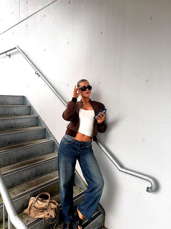 sophadophaa_ instagram image archive image