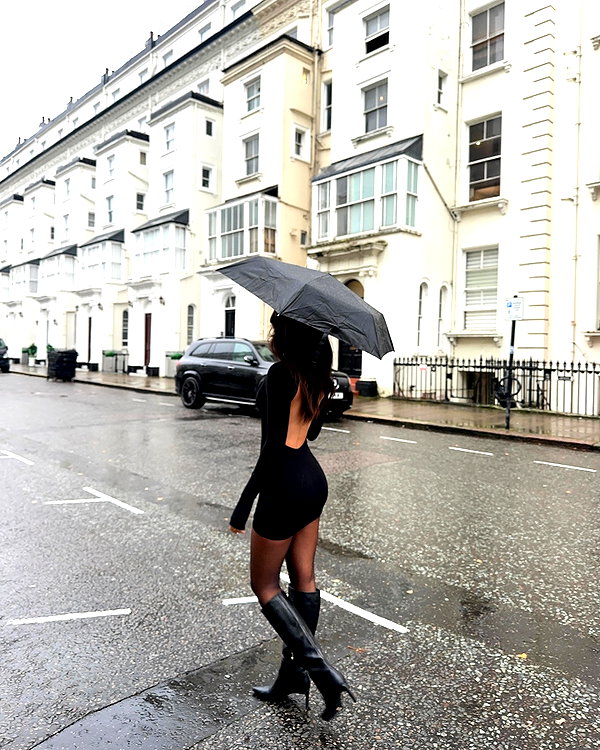 oliviaphillipps instagram image archive image