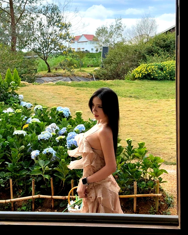 lyhythuedoxinh instagram image archive image