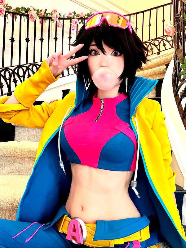 emiru.jpg instagram image archive image