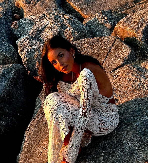 zoeliss instagram image archive image