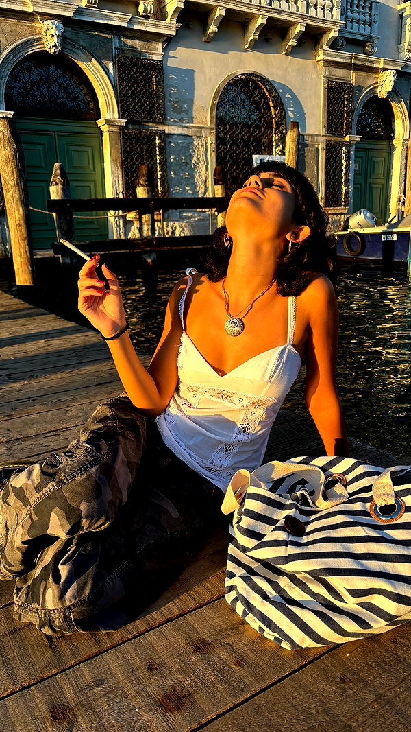 devalluna instagram image archive image